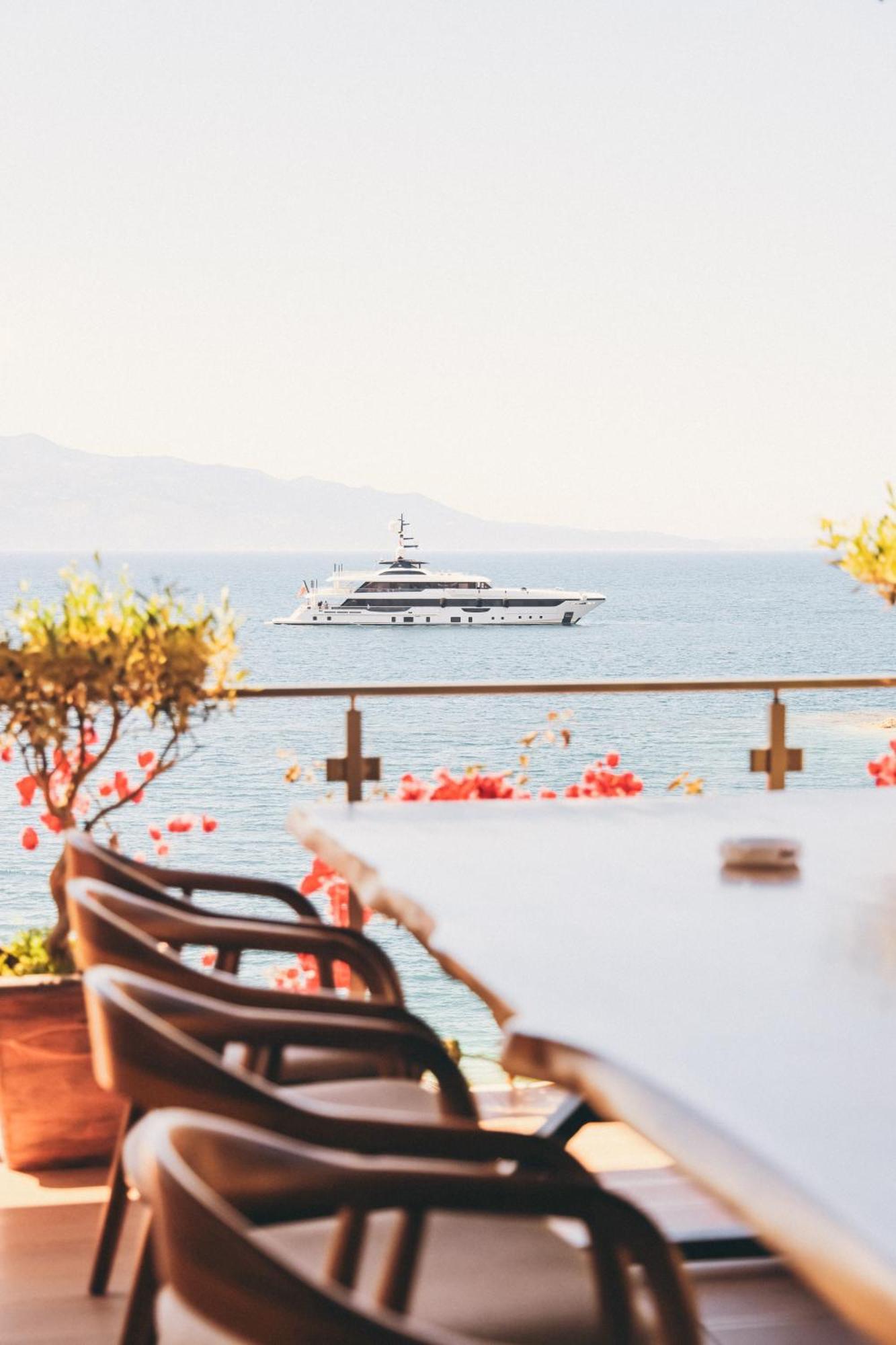 Hotel Apollon Sarande (Adults Only) エクステリア 写真